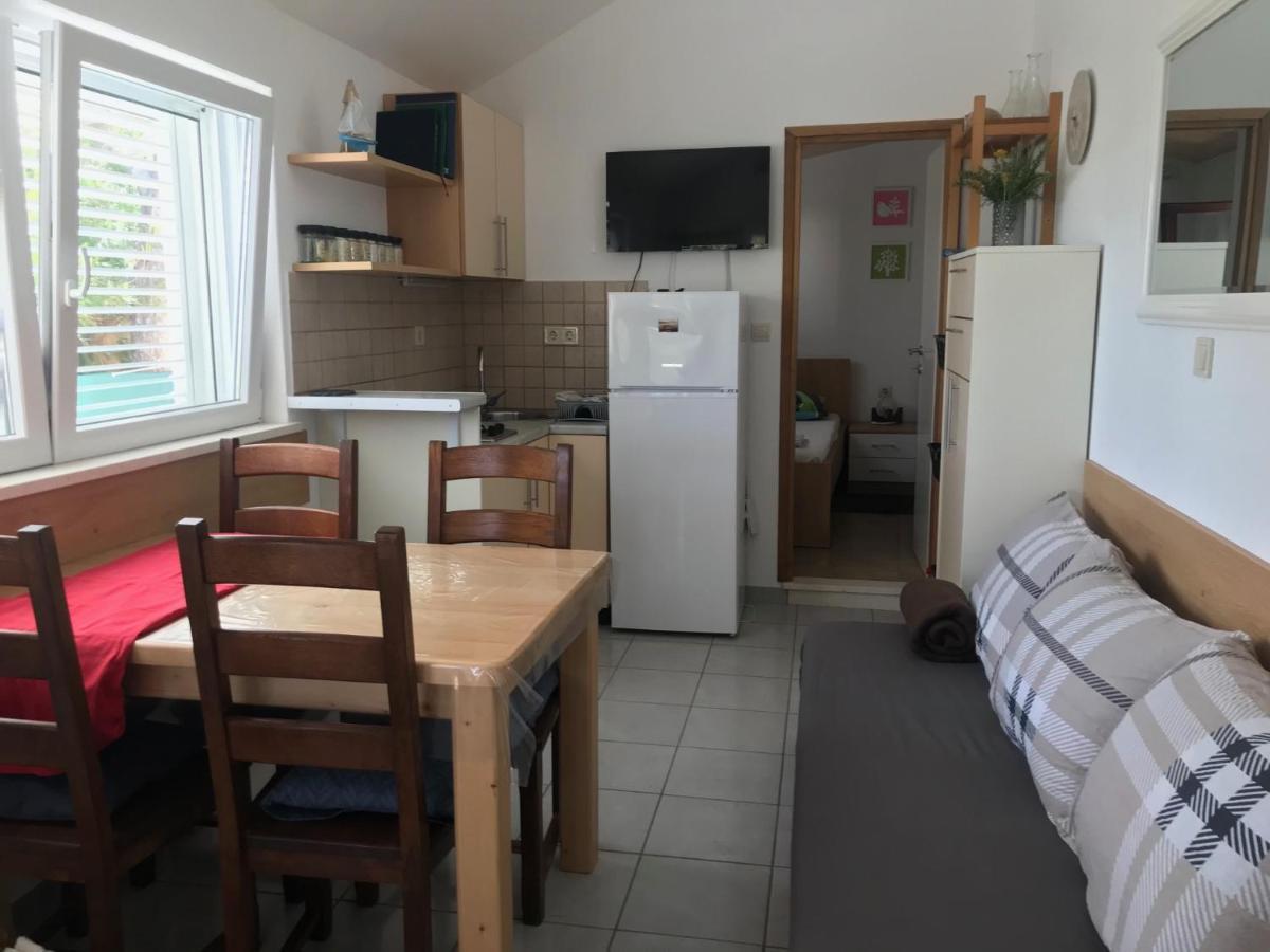 Вилла Contessa Robinson House Zrnovo Экстерьер фото